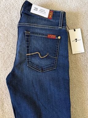 7 for all mankind Kimmie straight leg 28 x 33 NWT New!